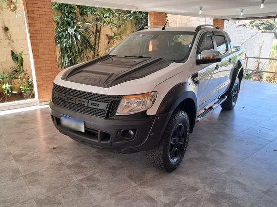 FORD RANGER 3.2 LIMITED 4X4 CD 20V DIESEL 4P AUTOMÁTICO FORD RANGER 3.2 LIMITED 4X4 CD 20V DIESEL 4P AUTOMÁTICO